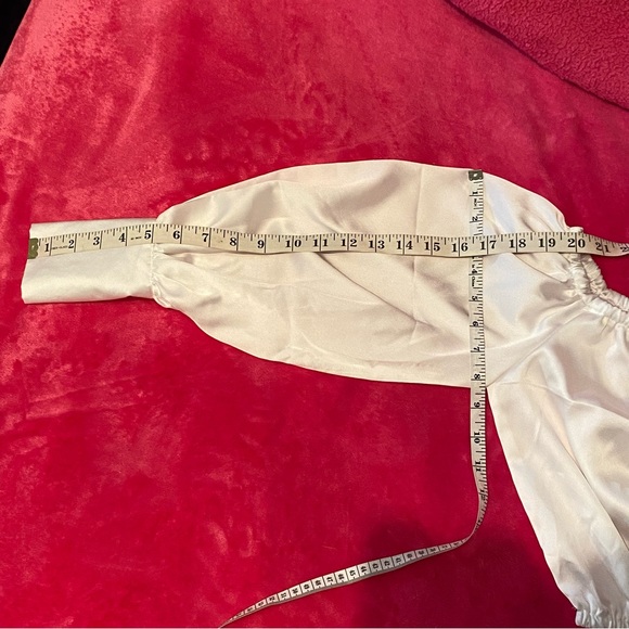 Akira White Satin Off Shoulder Top Size Small NWOT - Picture 16 of 16